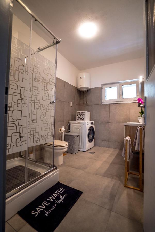 Sea Lover Apartment Zadar Ngoại thất bức ảnh
