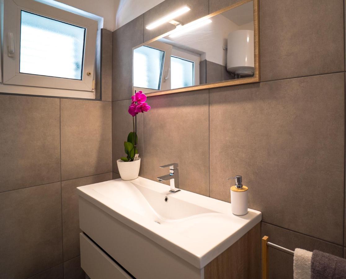 Sea Lover Apartment Zadar Ngoại thất bức ảnh